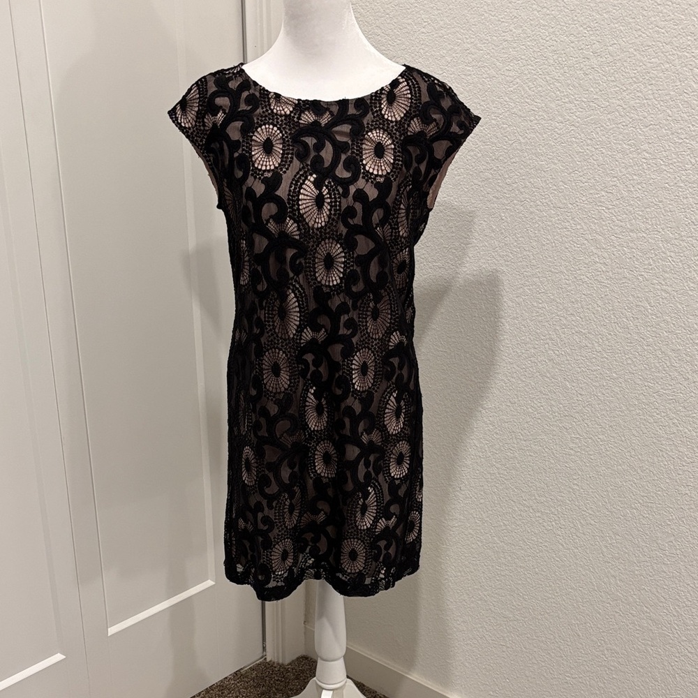 Ann Taylor Black Sheath Mini Dress Cap Sleeve